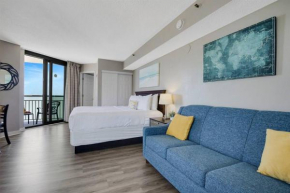 Winter Rates! Beach Therapy, Our Oceanfront Suite with 2 balconies 1826